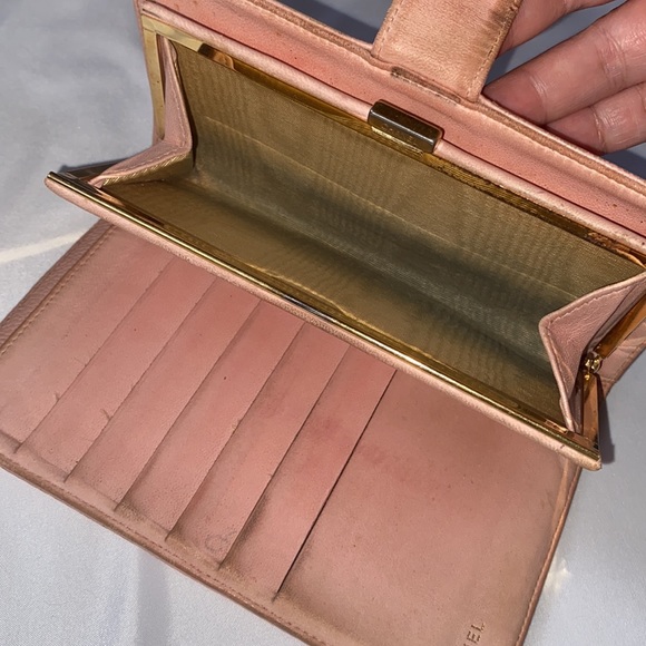 Vintage Chanel Pink Leather Wallet - Picture 10 of 14